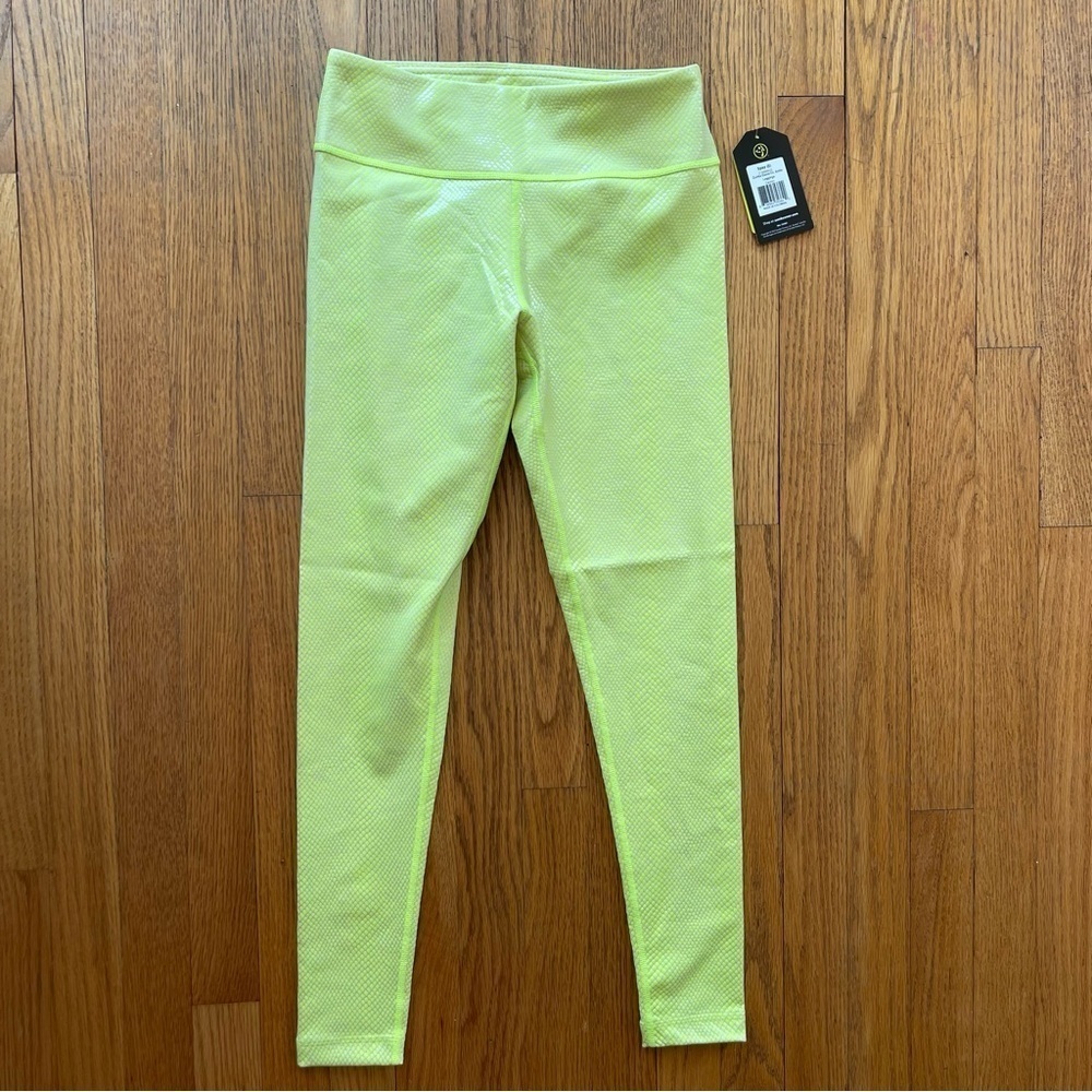NEW Zumba Ankle Leggings Neon Yellow Snakeskin Size Small NWT